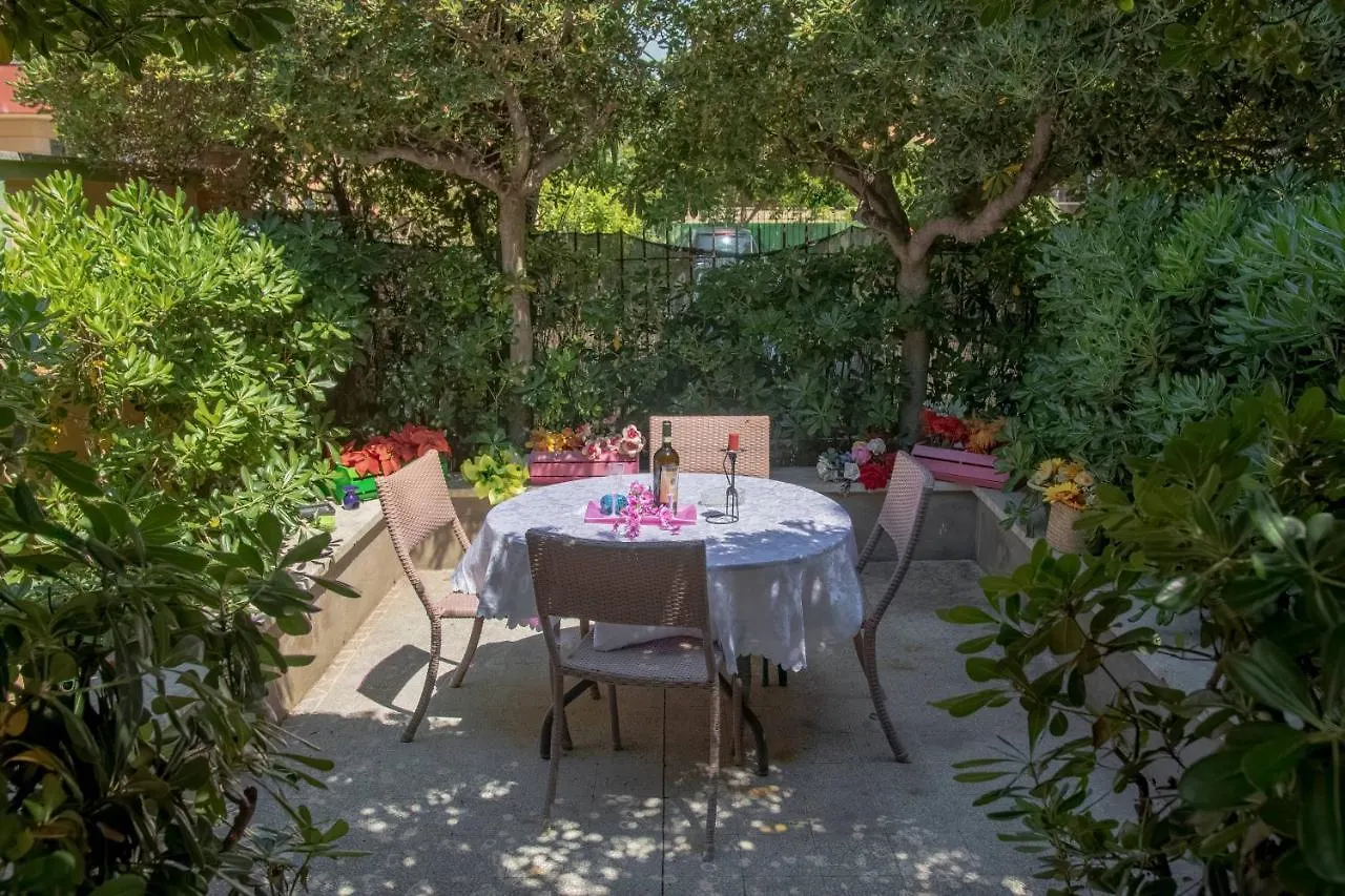 Airport Casa Sofia Apartment Fiumicino