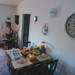  Гостевой дом Clock's House